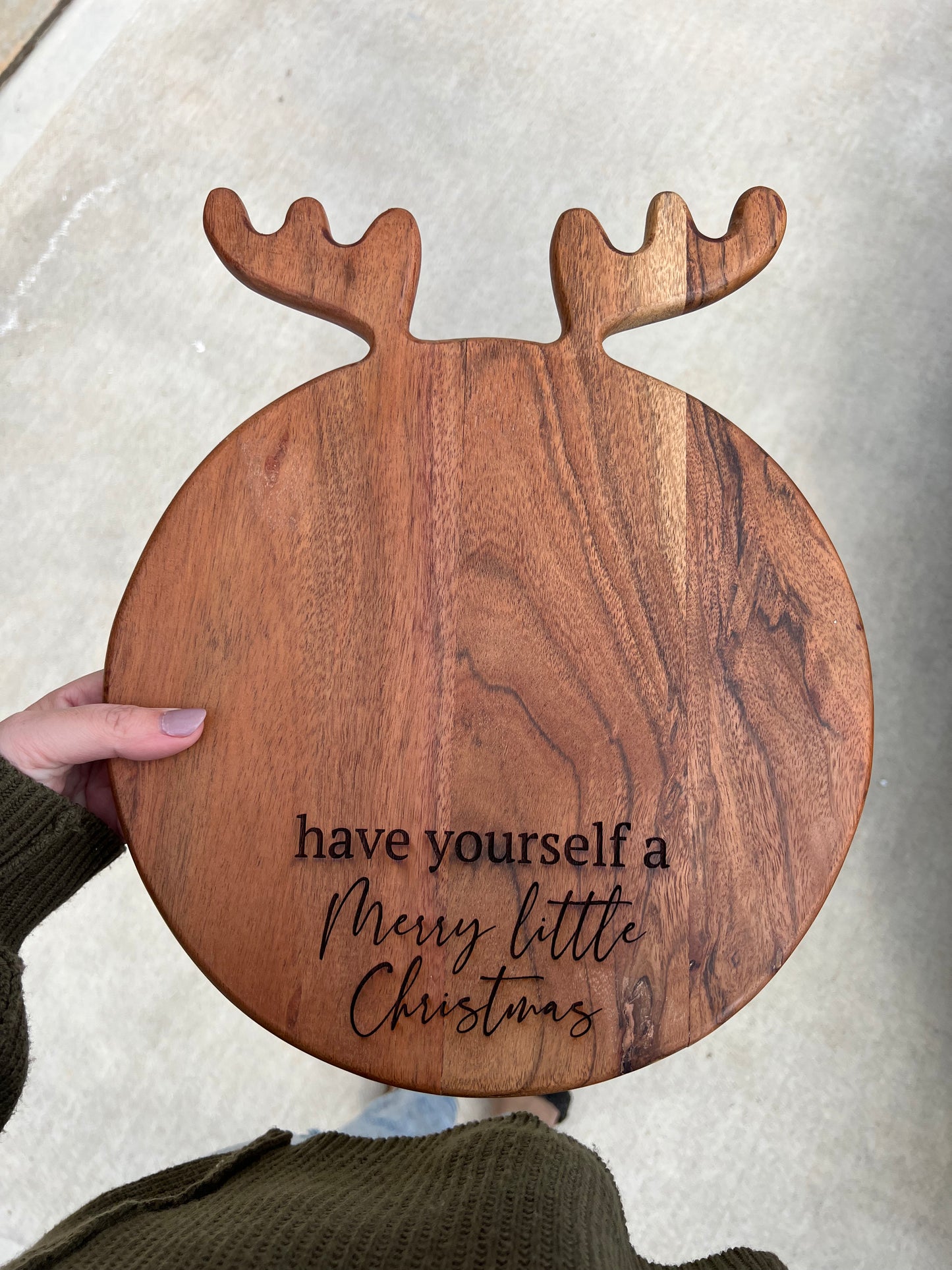 Reindeer cutting board