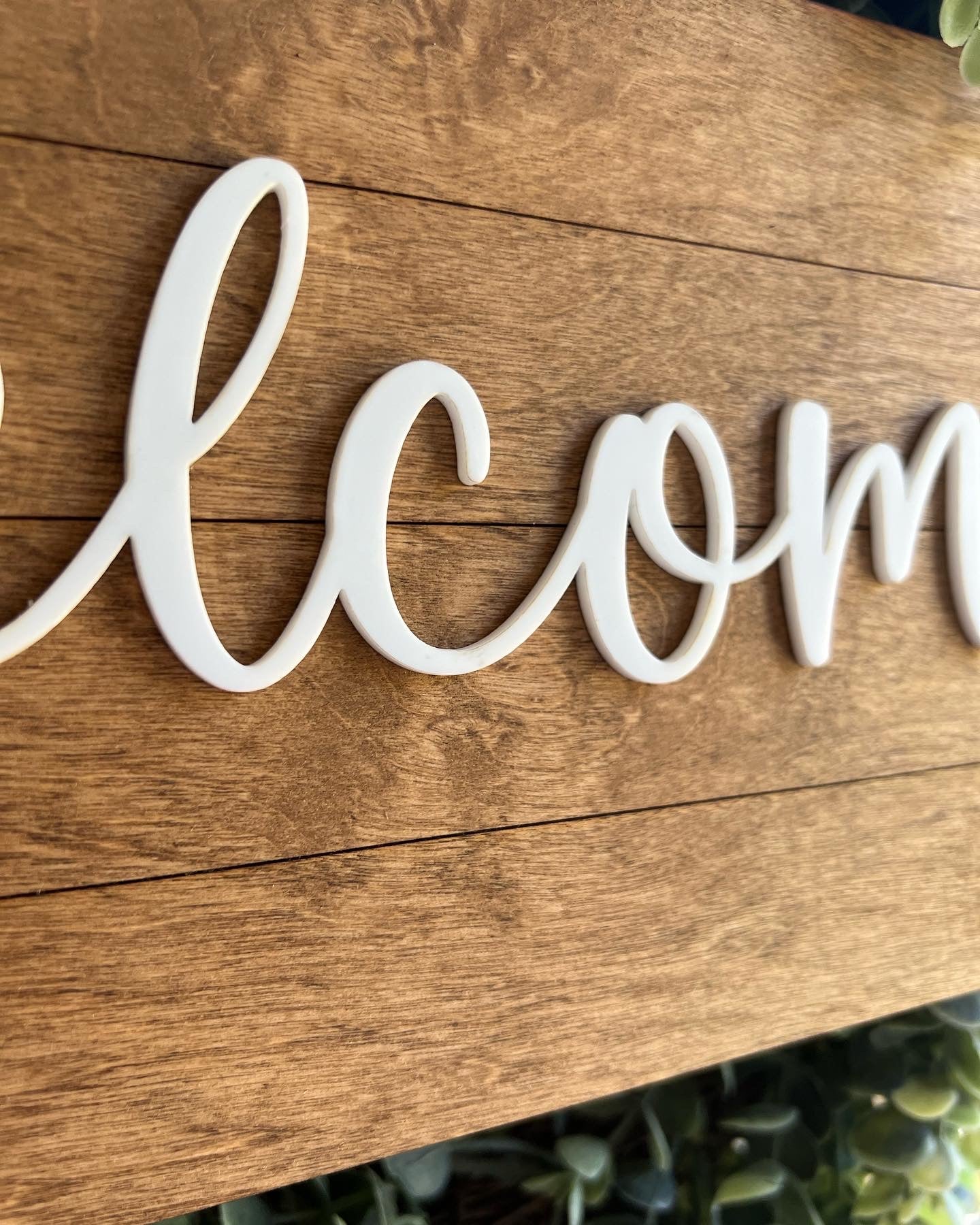 “Welcome” sign door hanger - for wreath